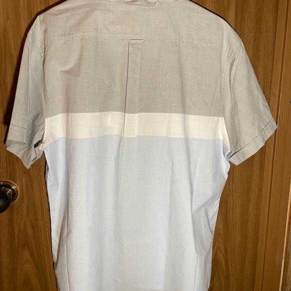 Izod Collared Shirt - Picture 4 of 4